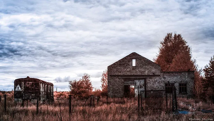 Granja abandonada en la zona de exclusión