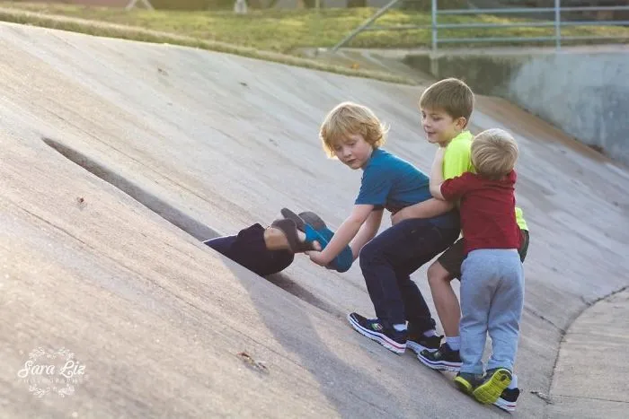 20+ Fotos que revelan cómo es criar a 3 niños