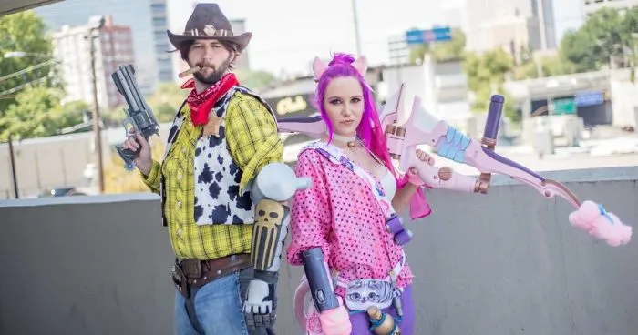 I Made An Overwatch Cosplay Based Off One Piece Of Fanart
