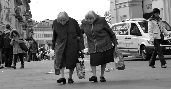 I Saw These Wonderful Twins In Nice, France