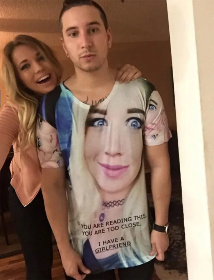 Regalo de mi novia: "Si estás leyendo esto, estás demasiado cerca. Tengo novia"