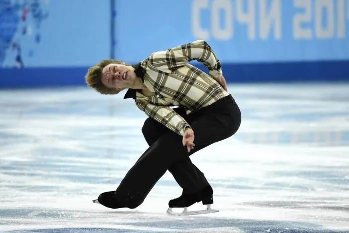 10+ Divertidas caras de patinadores olímpicos que muestran por qué no se deberían permitir cámaras en algunos deportes