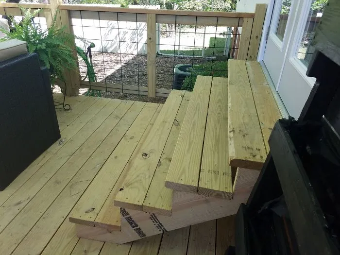 The Angle Of This Photo Makes The Bottom Step An Illusion