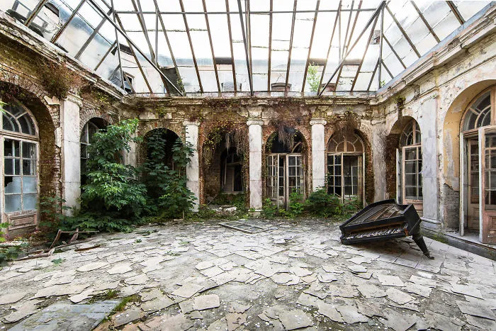 I Took Photos Of Nature Taking Back Abandoned Places All Over The World (30 Pics)