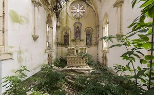 I Took Photos Of Nature Taking Back Abandoned Places All Over The World (30 Pics)