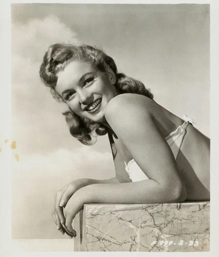 31 Unpublished Marilyn Monroe Pics To Be Sold On An Auction Show The Iconic Woman Before The Great Glory