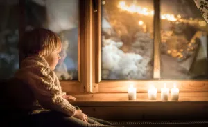 With These Childhood Photographs, I Want To Teleport People To The World Of Wonder (24 Pics)