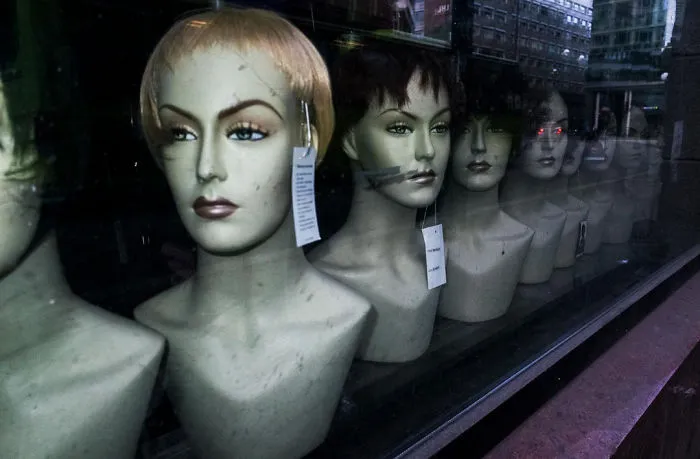 50 Incredibly Lucky Shots By Probably The Best Street Photographer In The World