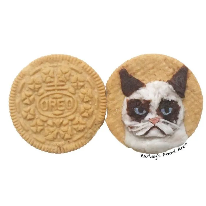 Artist Makes Art With Oreo Fillings And The Result Is "Delicious"