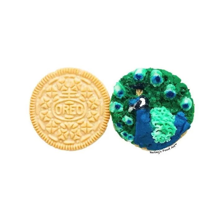 Artist Makes Art With Oreo Fillings And The Result Is "Delicious"