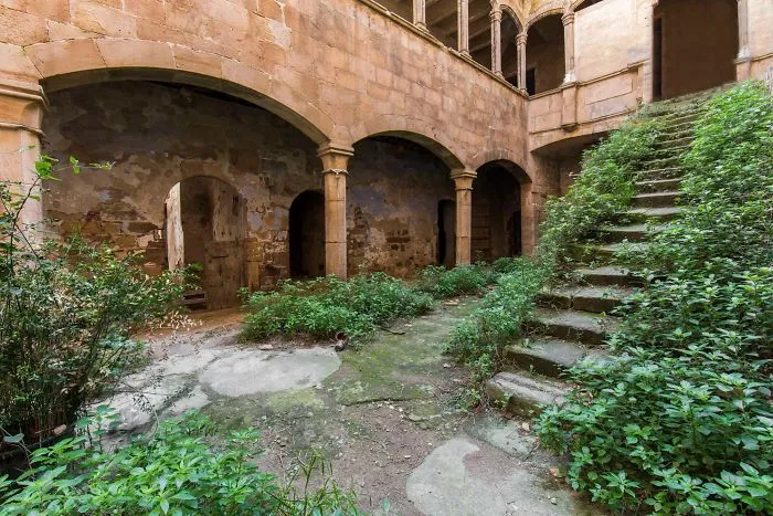 I Took Photos Of Nature Taking Back Abandoned Places All Over The World (30 Pics)