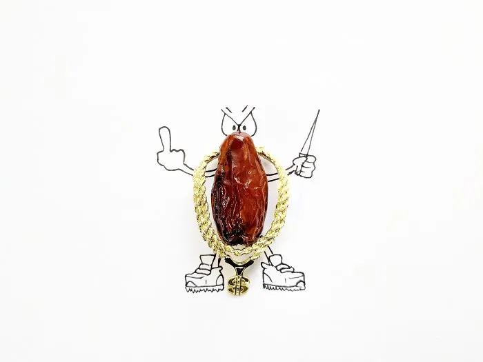 I Create Art Using Everyday Objects