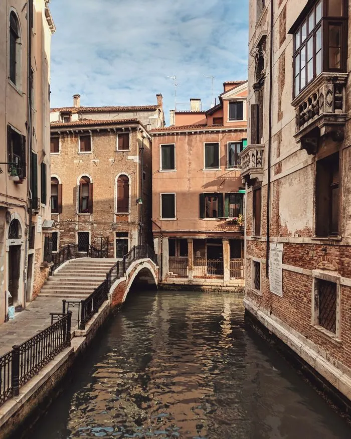 I Photographed The Unimaginable -
 Completely Empty Venice