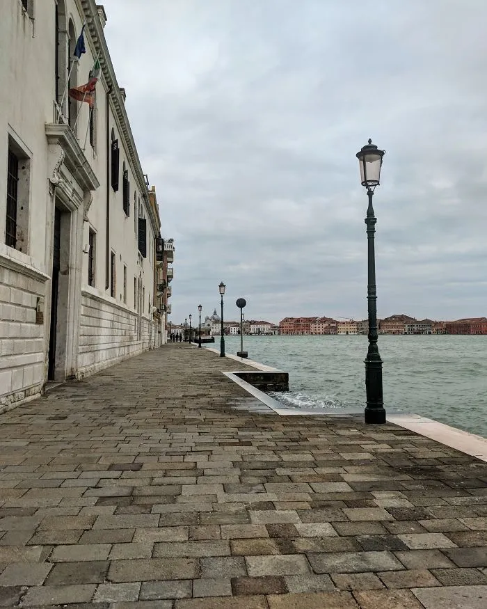 I Photographed The Unimaginable -
 Completely Empty Venice