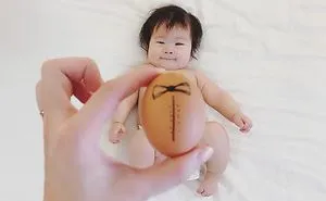 I Dressed My Baby Up In Food Outfits For 2 Weeks