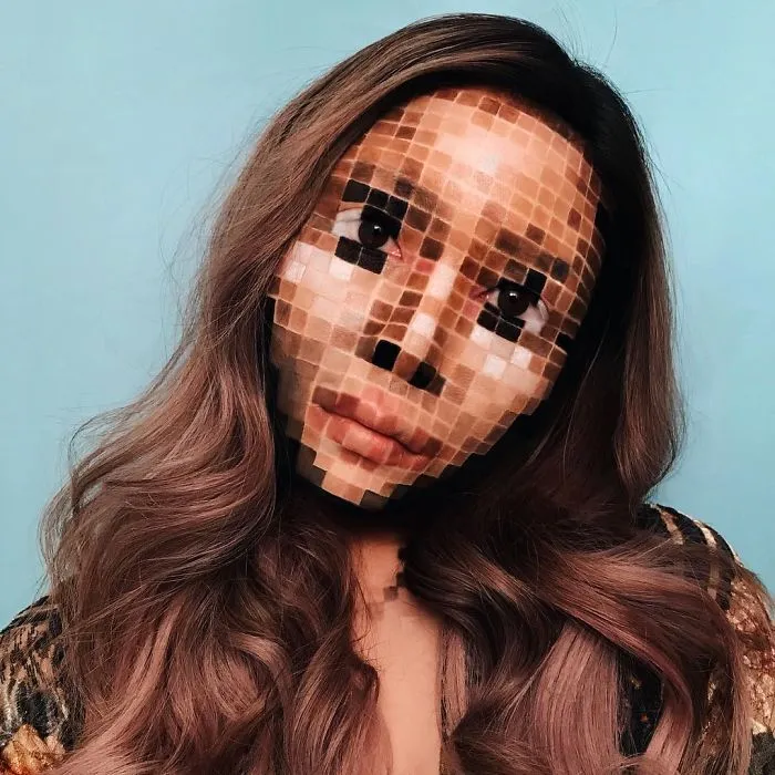 Woman Gives Up Teaching To Create Optical Illusions With Makeup, And It’s Messing With Our Minds (New Pics)