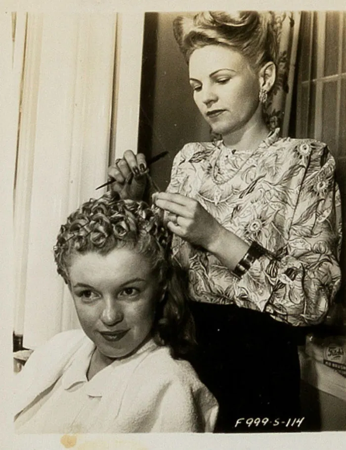 31 Unpublished Marilyn Monroe Pics To Be Sold On An Auction Show The Iconic Woman Before The Great Glory