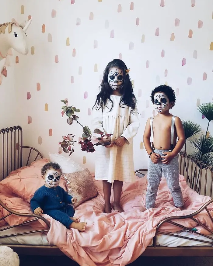 Creative Mom Of Three Uses Photoshop To Turn Her Children's Daily Life Into Magic