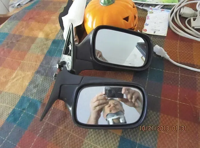Nuestro nuevo entretenimiento favorito es mirar a la gente que intenta vender espejos, y aquí tienes +20 razones
