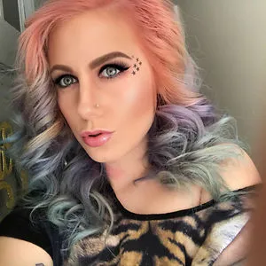 Elizabeth Au