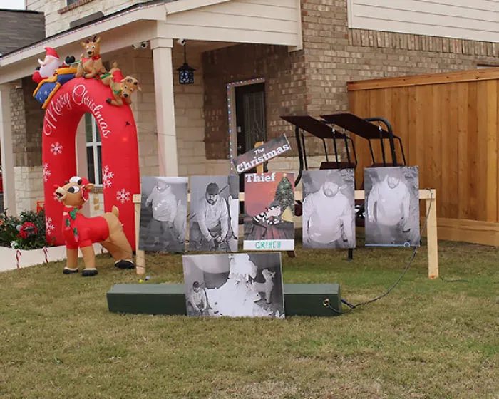My Neighbor Got His Reindeer Decorations Stolen So They Put Out Grinch Ones Instead
