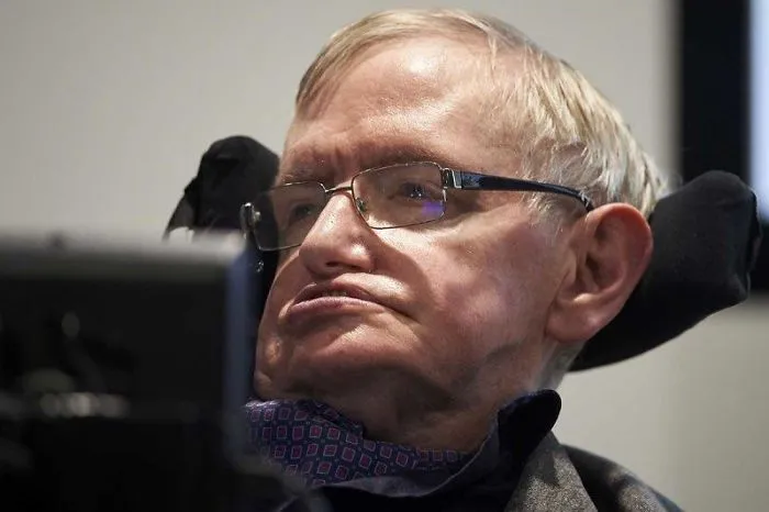 Stephen Hawking Dies At 76, And Here's How The Internet Responds
