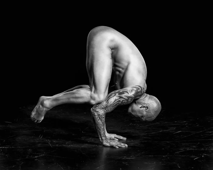 I Explore The Strength, Flexibility, And Power Of Human Body In These Portraits (NSFW)