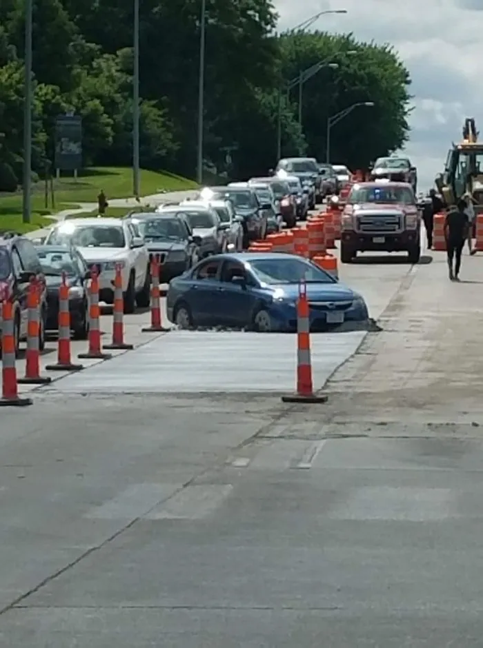 Estúpidos conos en medio de mi camino