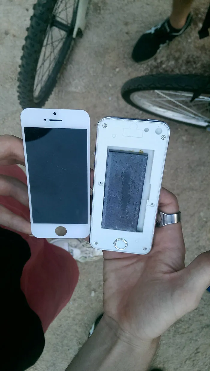 And This Is Why You Don't Buy An iPhone From Someone Who Approaches You On The Street In China