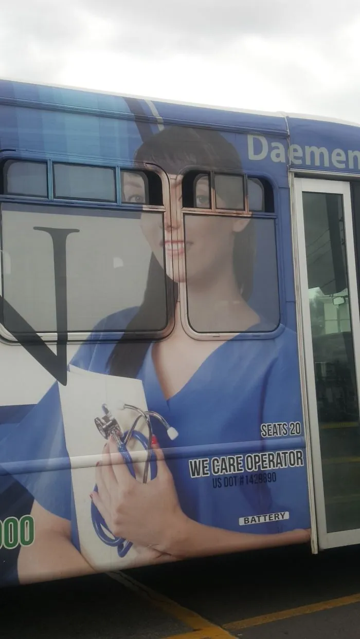 I Followed This Bus For 4 Blocks To Wait For It To Pull Over To Share This Beautiful Work Of Art