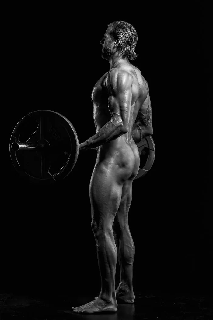 I Explore The Strength, Flexibility, And Power Of Human Body In These Portraits (NSFW)