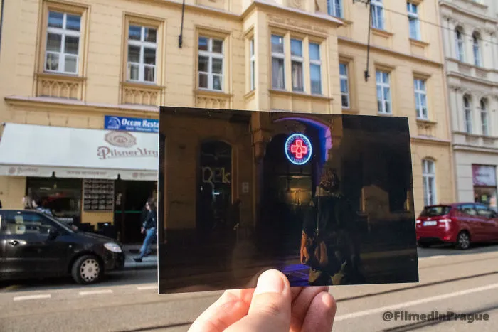 Blade Ll (2002) Blood Bank  On The Paris Street
