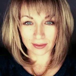 Olesya Sakhro