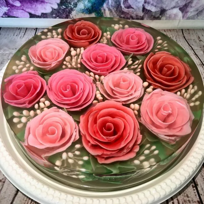 Bed Of Pink Roses In 8"