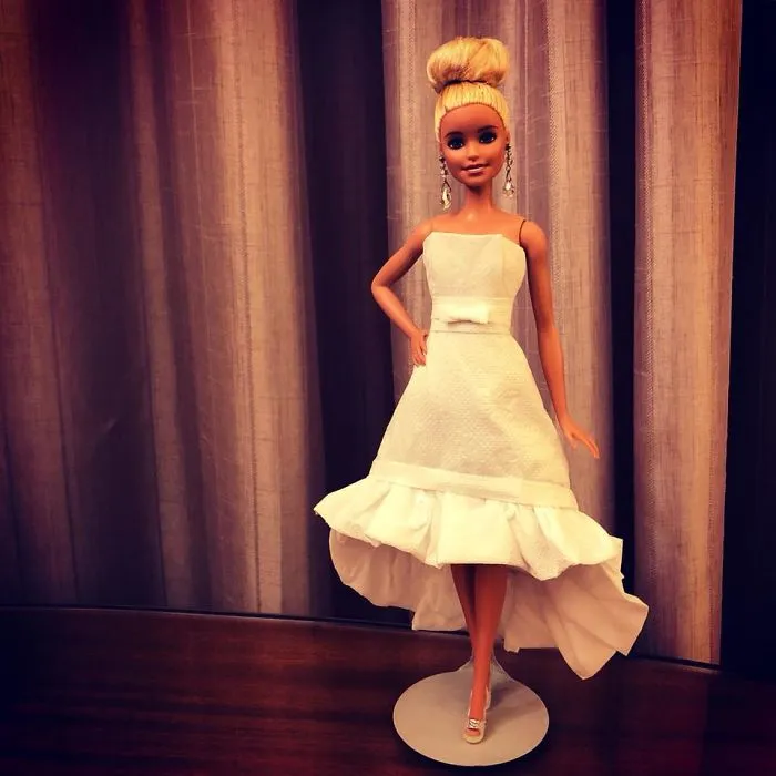 Man Uses Toilet Paper And Tissues To Create Wedding Dresses For His Barbies, And Result Is Amazing
