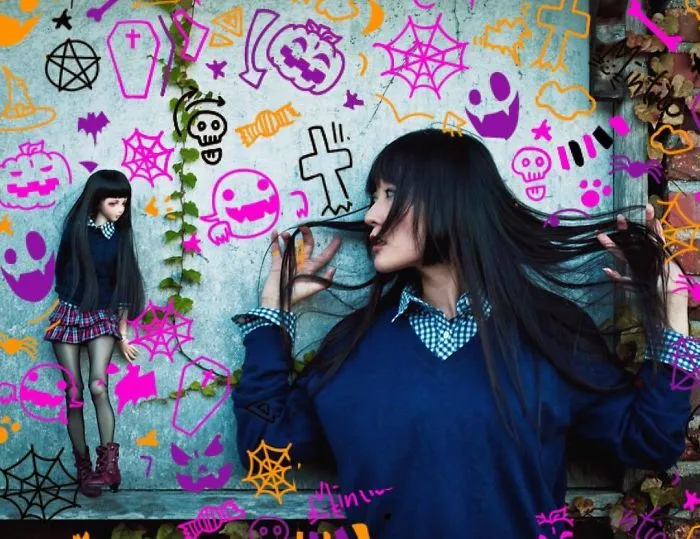 This Japanese Girl Takes Pictures Of Herself And A Doll That Looks Exactly Like Her And The results Are Hauntingly Beautiful