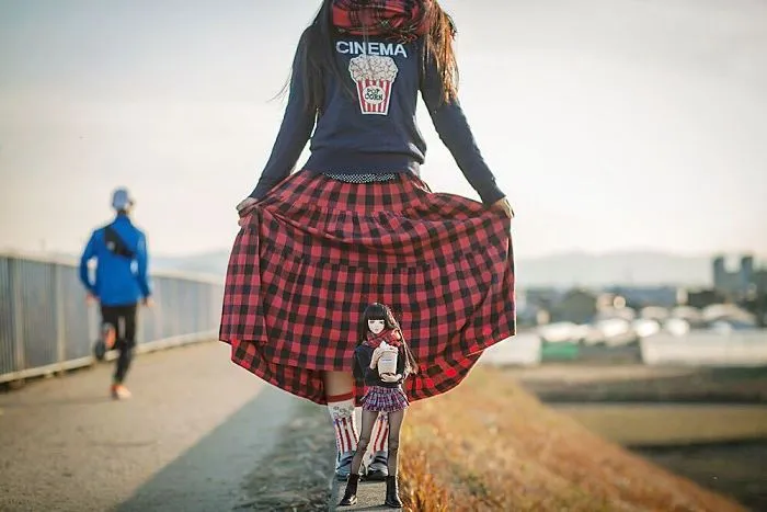 This Japanese Girl Takes Pictures Of Herself And A Doll That Looks Exactly Like Her And The results Are Hauntingly Beautiful