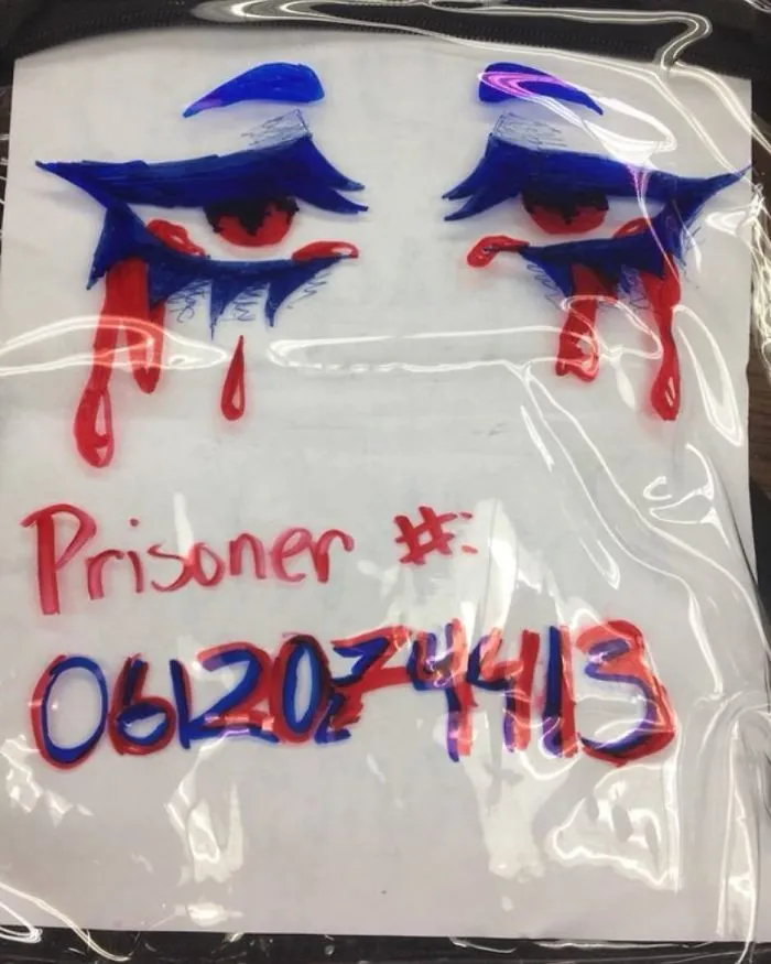 Parkland Students Are Trolling Their Mandatory Clear Backpacks By Carrying Things That Scare Conservatives The Most