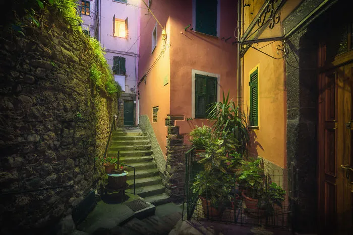 I Capture The Beauty Of Italian Back Alleys, And They Remind Me Of Fairy Tales