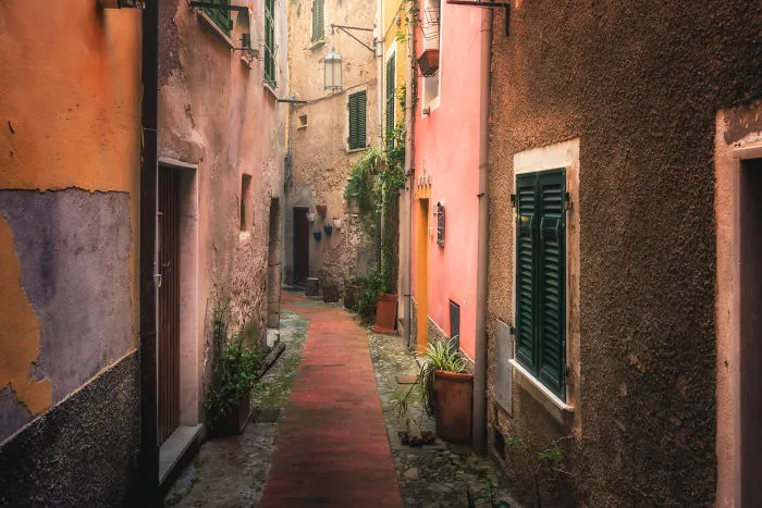 I Capture The Beauty Of Italian Back Alleys, And They Remind Me Of Fairy Tales