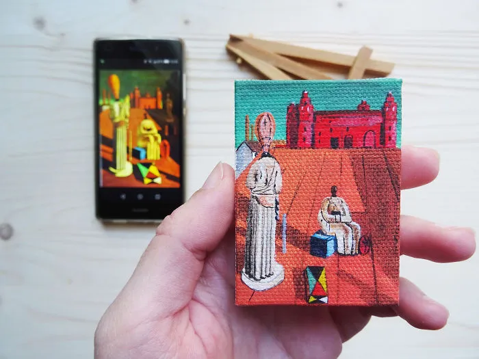 Mini De Chirico