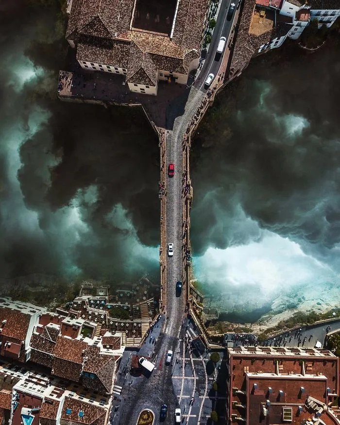 This Turkish Artist Shows The Wonders Of Surreal World