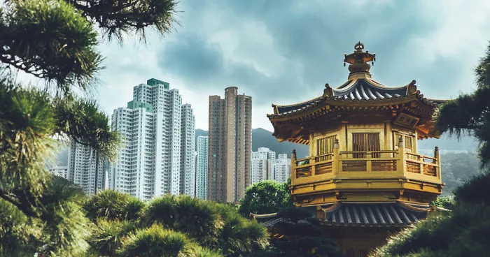 The Many Contrasts Of Hong Kong