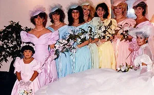 46 Ridiculous Vintage Bridesmaids Dresses That Show Just How Much Time Has Changed