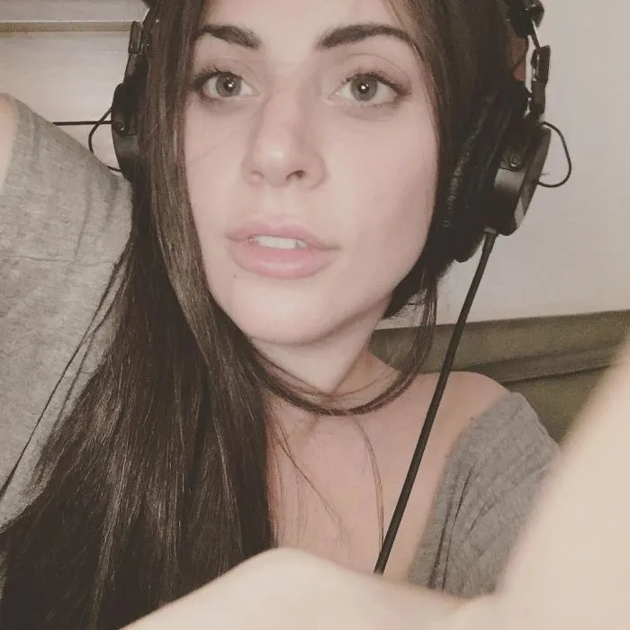 28 Times That Lady Gaga Abandoned The Makeup And Surprised The Internet In Its Instagram