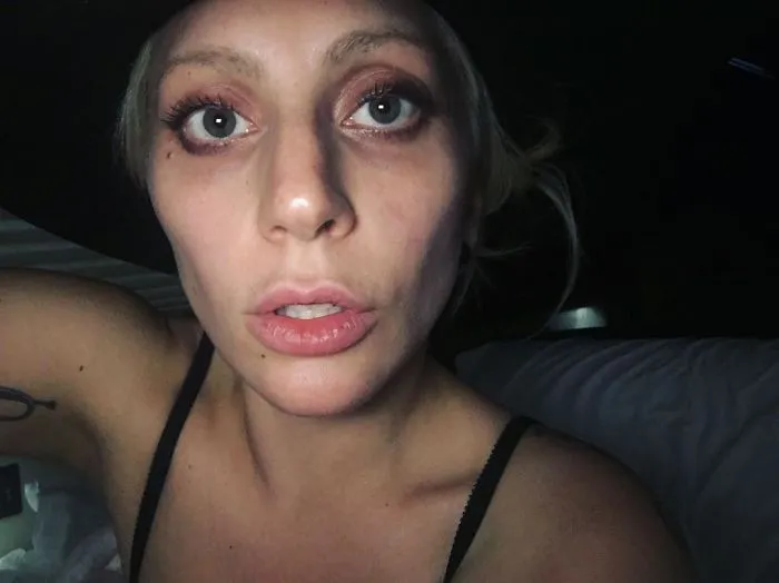 28 Times That Lady Gaga Abandoned The Makeup And Surprised The Internet In Its Instagram