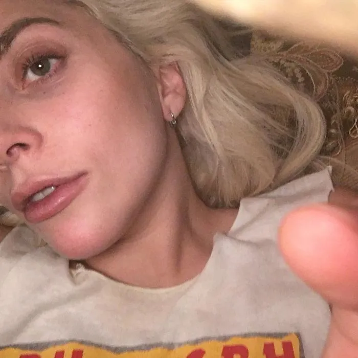 28 Times That Lady Gaga Abandoned The Makeup And Surprised The Internet In Its Instagram