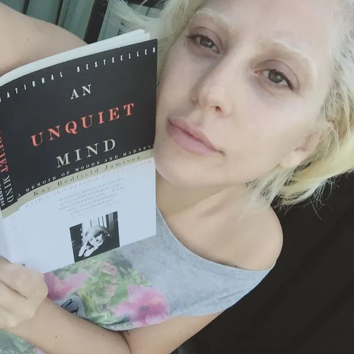 28 Times That Lady Gaga Abandoned The Makeup And Surprised The Internet In Its Instagram