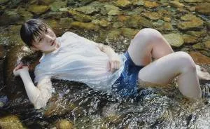 These Hyperrealistic Paintings By A Japanese Artist Are So Precise You Might Confuse Them With Photos