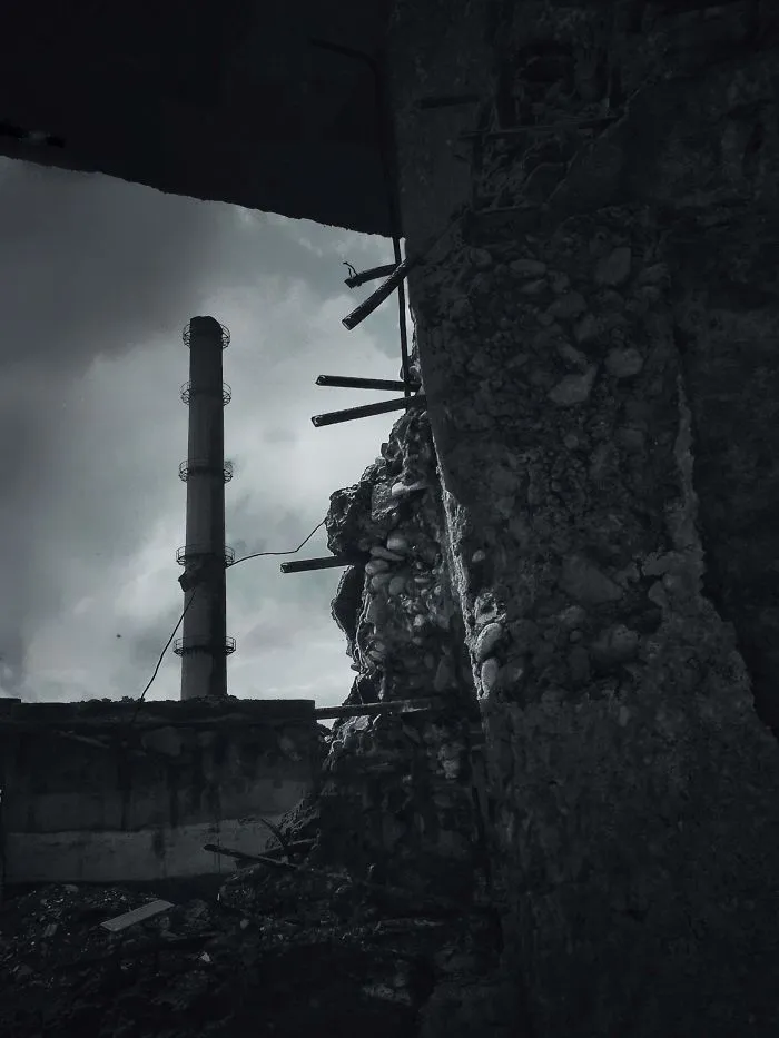 Artist Turns His Surrounding Environment From Abandoned Places And Small Abstract Details Into Elegance Pieces Of Art